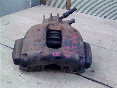 VOLVO S80 98.05.01-06.02.28 Bal első féknyereg munkahengerrel