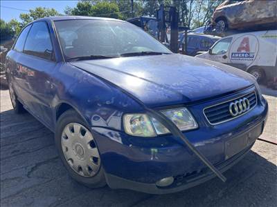 Audi A3 (8L) 1.6i bontott alkatrészei