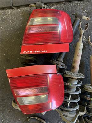 Audi A4 (B5 - 8D) Sedan hátsó lámpa 