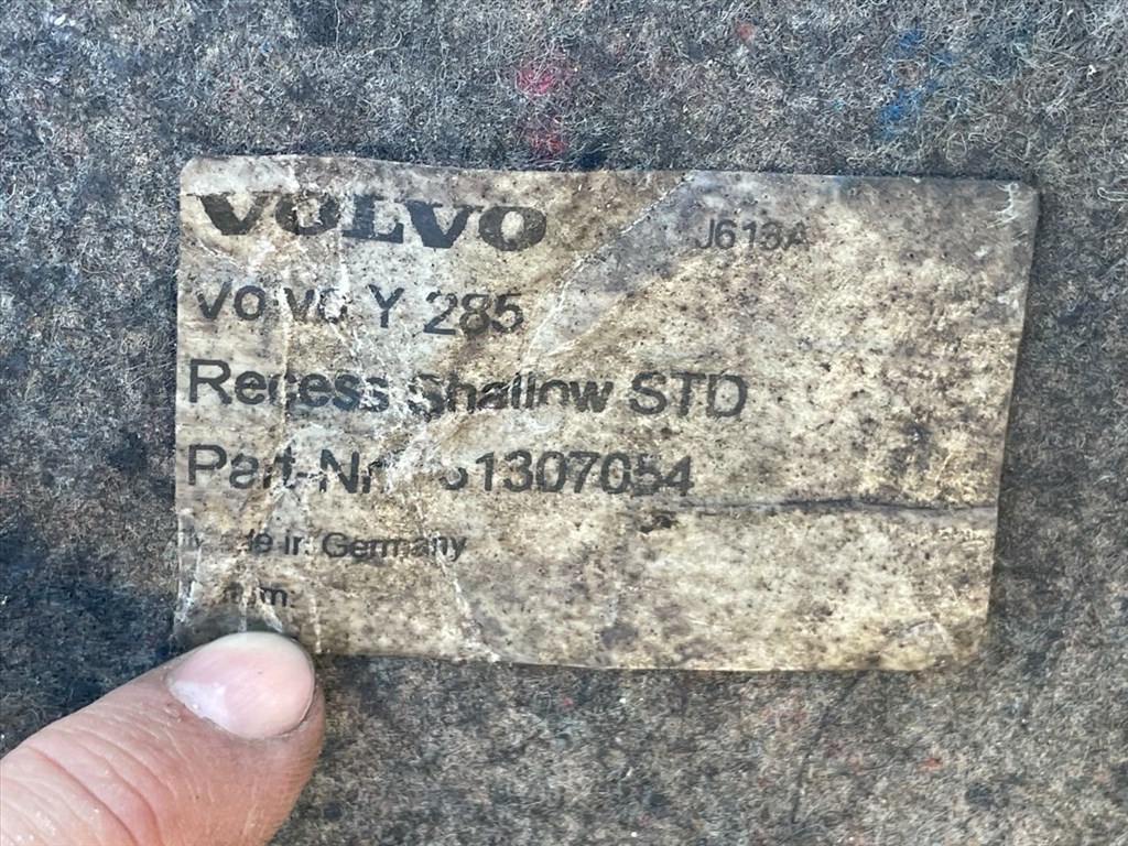  VOLVO V70 Csomagtér Tálca 3. kép