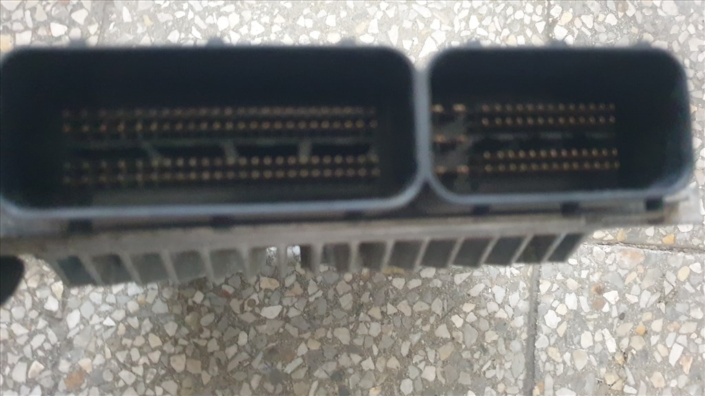 Honda Accord motorvezérlő elektronika  0281015742 3. kép