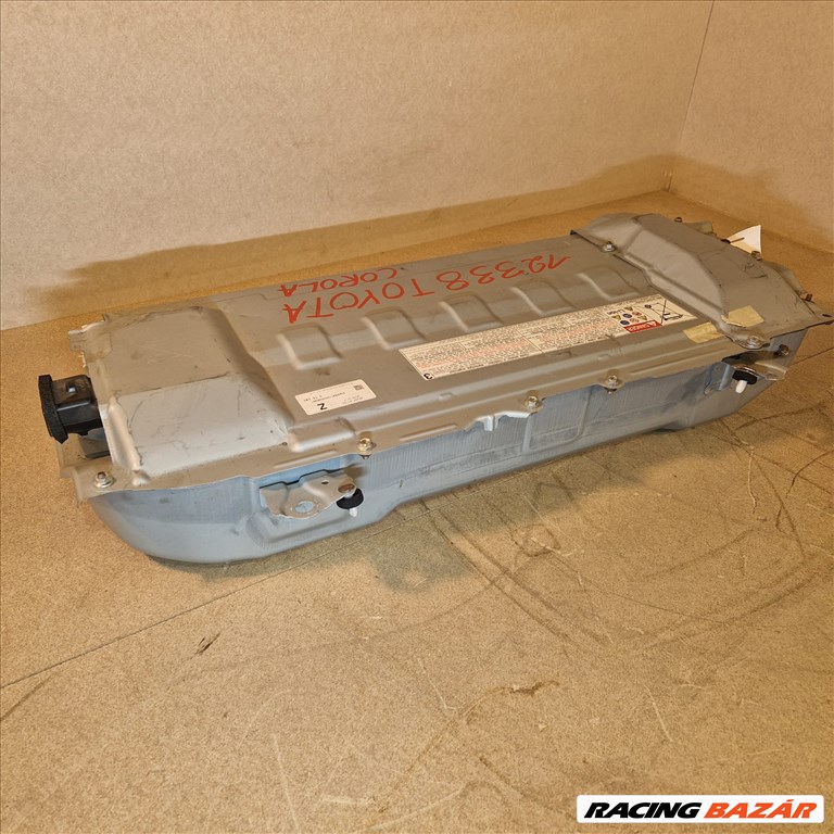Toyota Corolla (ZWE211) 1.8 Hybrid 122 LE hybrid akkumulátor (HV akkumulátor) g951047121 g928047150 2. kép