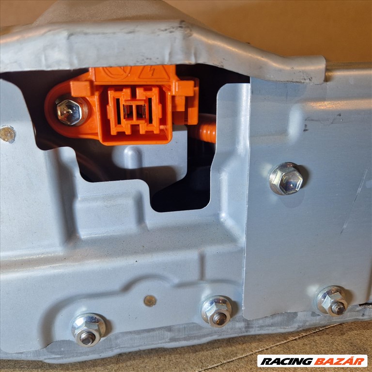 Toyota Corolla (ZWE211) 1.8 Hybrid 122 LE hybrid akkumulátor (HV akkumulátor) g951047121 g928047150 4. kép