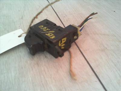 DAEWOO NUBIRA 99-03 BAL HÁTSÓ ABLAKEMELŐ KAPCSOLÓ