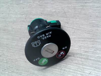 FIAT Croma 3 2005.06.01-2010.02.28 Légzsák kapcsoló