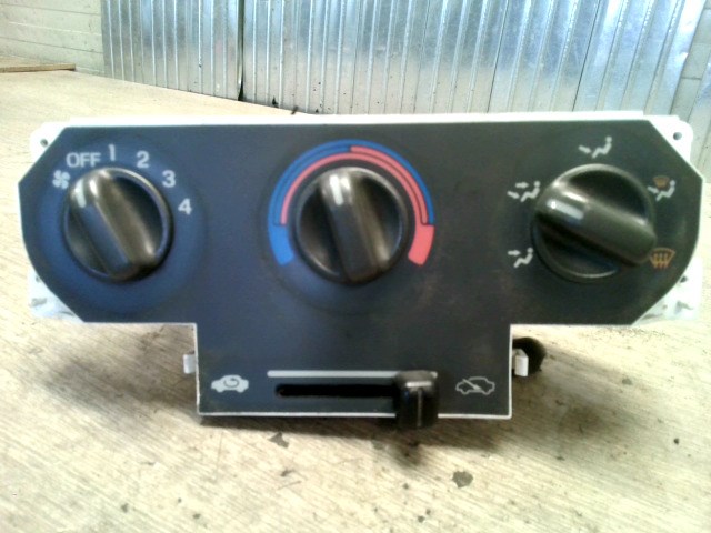 HONDA Logo 1996.10.01-2001.09.01 Fűtés vezérlő panel 1. kép