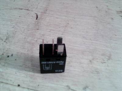 MAZDA 2 03.04-07.11 Relé