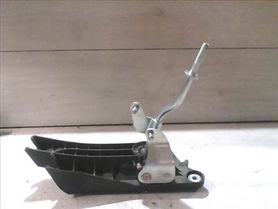 MAZDA 3 03.10-06.06 Váltó kulissza