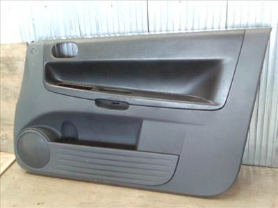MITSUBISHI COLT 04.04-08.09 Jobb első ajtó kárpit