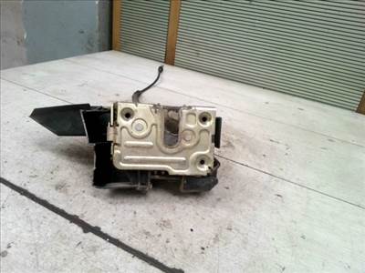 RENAULT CLIO 98-01 Bal első ajtó zárszerkezet mechanikus
