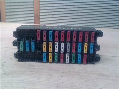 RENAULT KANGOO 97-03 Biztosítéktábla BCM BSI BSM SAM GEM modul Utastér