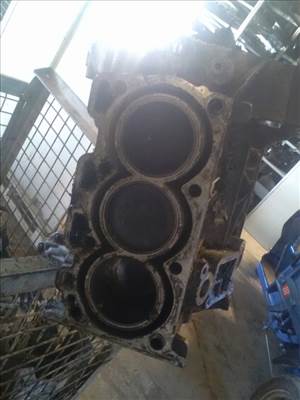 SMART ForTwo Motor. benzin fűzött blokk hengerfej nélkül