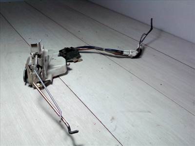 SUZUKI LIANA Bal első ajtó zárszerkezet központi záras