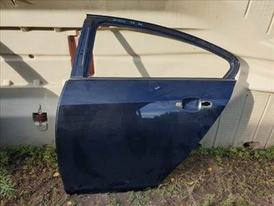 Opel Insignia A Bal hátsó ajtó 5ajtós és sedán kivitelhez. 