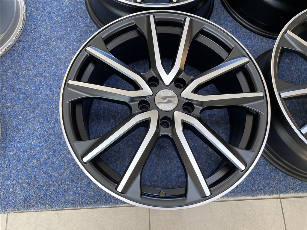 (2870)  Silverline 18 új alufelni felni, 5x114,3, Kia Toyota Hyundai 4. kép