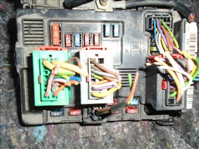 Citroën C2 C3 Xsara Peugeot 307 biztosítéktábla BSM B3 9643498880 T118470003G