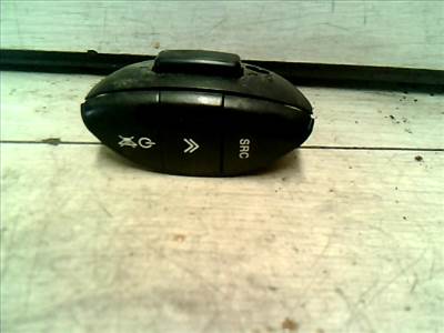 DAEWOO Evanda Rádió kapcsoló