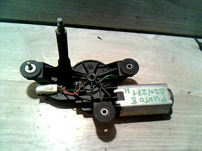 FIAT PUNTO II. Ablaktörlő motor hátsó