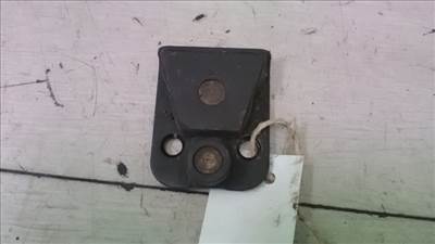 LANDROVER FREELANDER 98-04 Csomagtérajtó zár ütköző