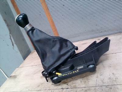 MAZDA 3 03.10-06.06 Váltó kulissza