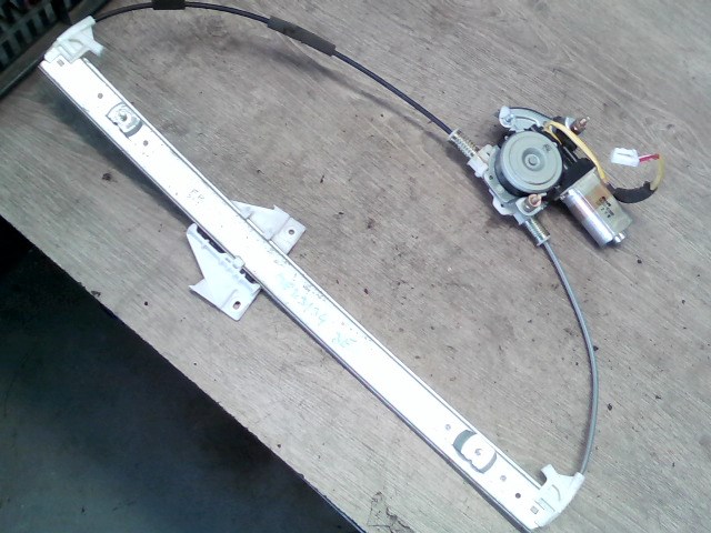 MAZDA MPV 99-05 Jobb első ablakemelő szerkezet elektromos 1. kép