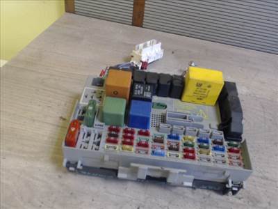 OPEL ASTRA G 97-04 Biztosítéktábla BCM BSI BSM SAM GEM modul Utastér