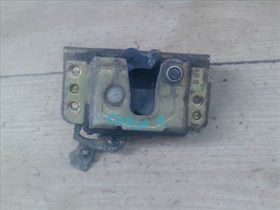 OPEL CORSA A 90-93 Bal első ajtó zárszerkezet mechanikus