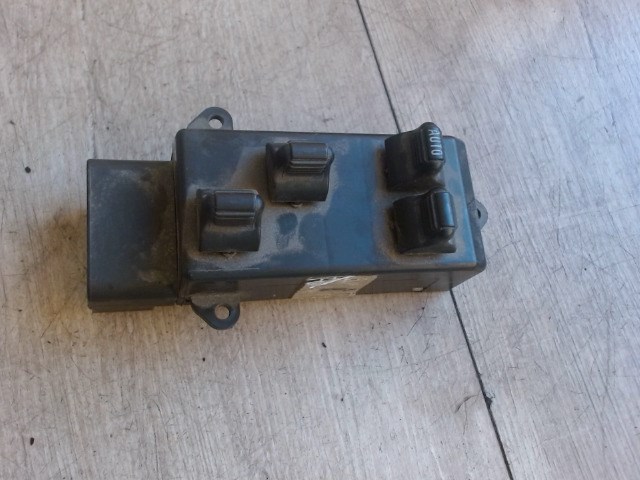 PLYMOUTH VOYAGER 96-01 Bal első ablakemelő kapcsoló 1. kép