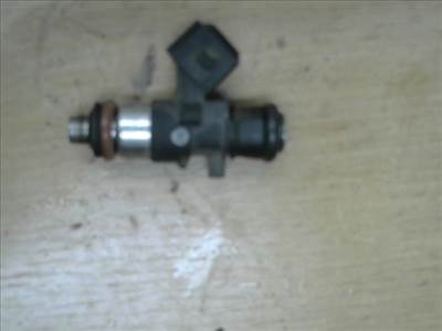 RENAULT CLIO 01-06 Injektor befecskendező hengerenkénti