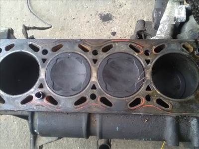 SAAB 9-3 98.04-02.09 Motor. benzin fűzött blokk hengerfej nélkül