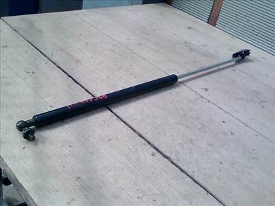 SUZUKI SWIFT 96-05 Csomagtérajtó kitámasztó teleszkóp jobb