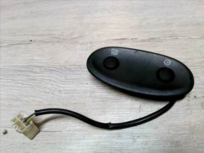 TOYOTA YARIS 99.04-05.09 Egyéb kapcsolók