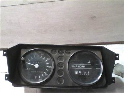 TRABANT 1,1 Kilométeróra