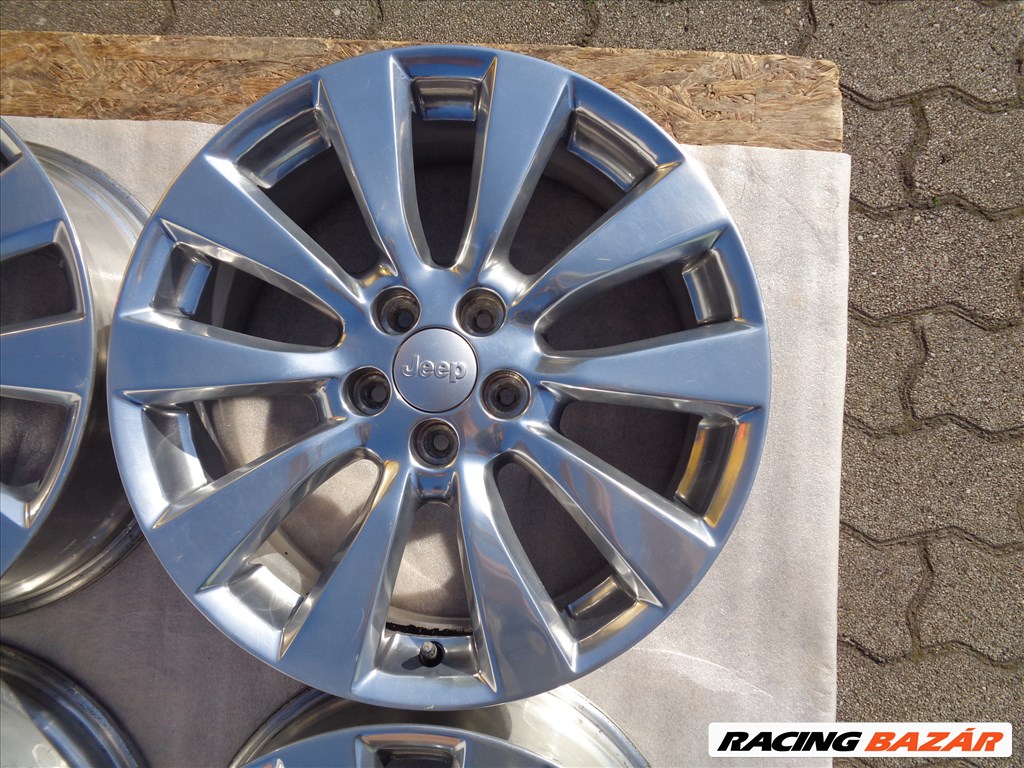 Jeep Gyári alufelni 18-as, 5×110-es osztó szenzorral újszerűen eladó 4. kép