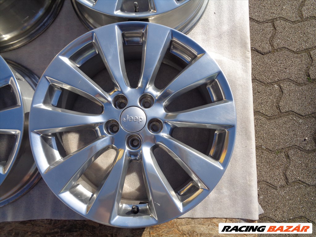 Jeep Gyári alufelni 18-as, 5×110-es osztó szenzorral újszerűen eladó 5. kép