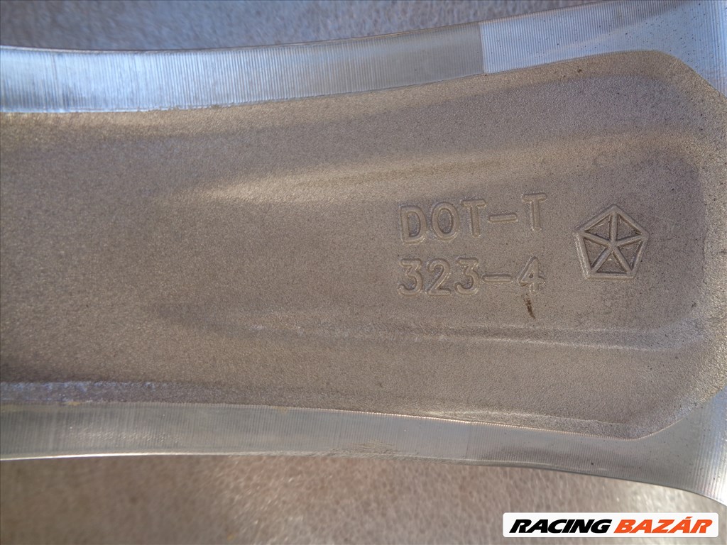 Jeep Gyári alufelni 18-as, 5×110-es osztó szenzorral újszerűen eladó 8. kép