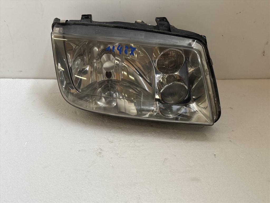 11487 Volkswagen Bora 1998-200511487 Volkswagen Bora 1998-2005 Jobb első Lámpa Fényszóró  963598-002R2 1. kép