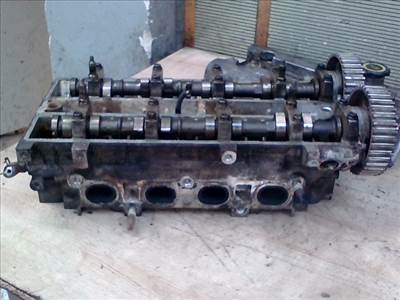 FORD FOCUS 98-04 Hengerfej. benzines