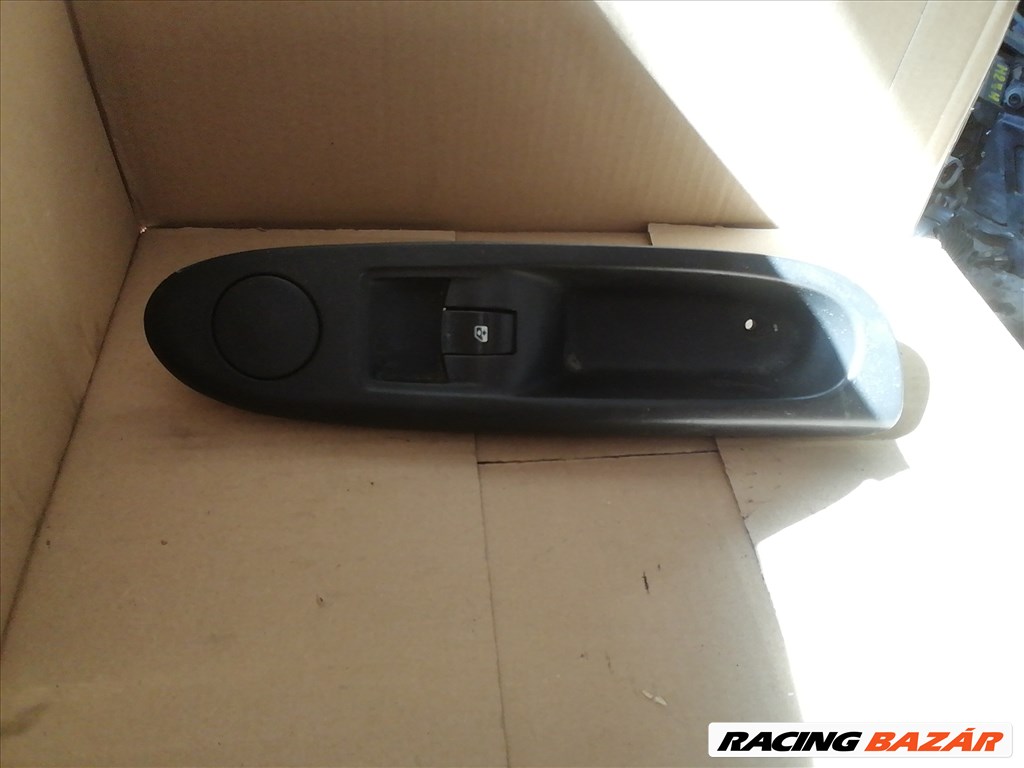 Renault Clio II Jobb első Ablakemelő kapcsoló  1. kép