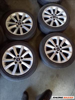  Hyundai 5x114.3-as 7.5x17" használt (gyári felni) alufelni, 215/50 kopott Nexen nyári gumi sxx2