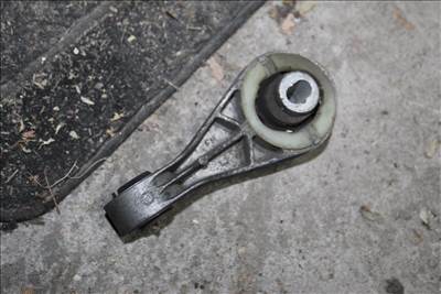 Nissan Micra V billenésgátló bak (326C62)