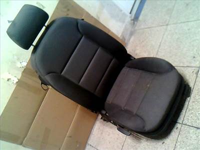 AUDI A3 2000.07.01-2003.04.30 Jobb első ülés