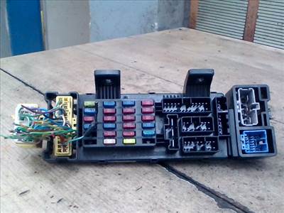 CHEVROLET Tacuma 02-08 Biztosítéktábla BCM BSI BSM SAM GEM modul Utastér