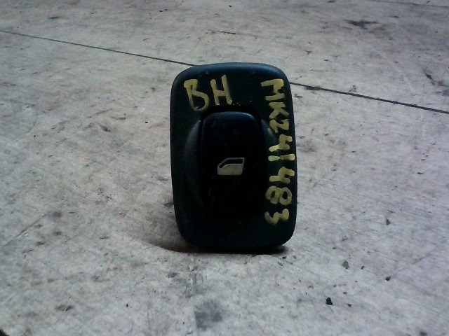 CITROEN C5 -04.09 Bal hátsó ablakemelő kapcsoló 1. kép