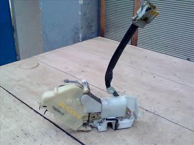 HONDA ACCORD 96-99 Jobb első ajtó zárszerkezet központizáras