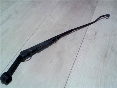 KIA RIO 2000.04-2005.06 Ablaktörlő kar jobb első