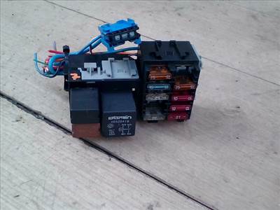 LANCIA LYBRA Biztosítéktábla BCM BSI BSM SAM GEM modul Utastér