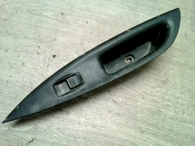 MAZDA 6 02-05 Bal hátsó ablakemelő kapcsoló 1. kép