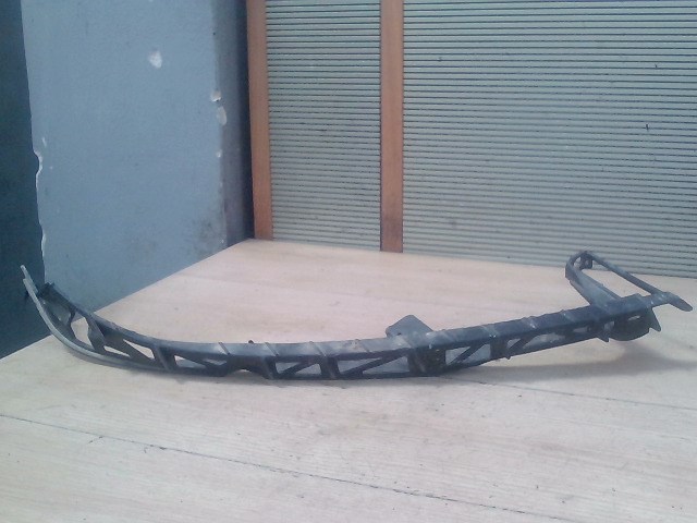 MAZDA 6 02-05 Jobb fényszóró alatti bajusz díszléc 1. kép