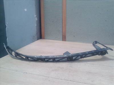 MAZDA 6 02-05 Jobb fényszóró alatti bajusz díszléc